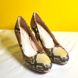 Cole Haan nike Air woman printed heels size 7.5